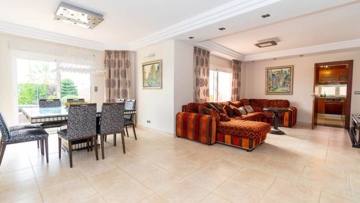 Image No.4-Villa de 4 chambres à vendre à Torrevieja