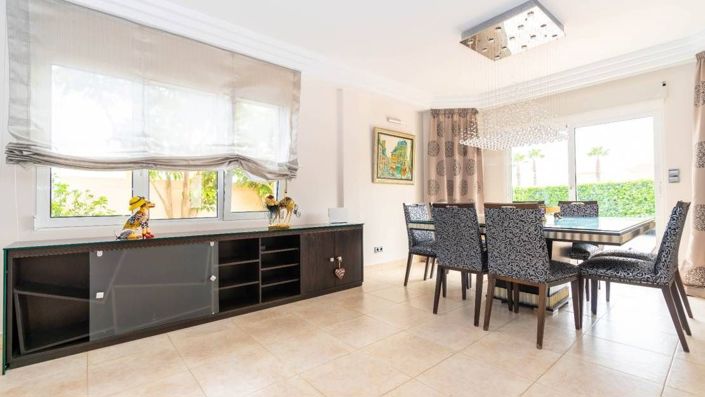 Image No.5-Villa de 4 chambres à vendre à Torrevieja