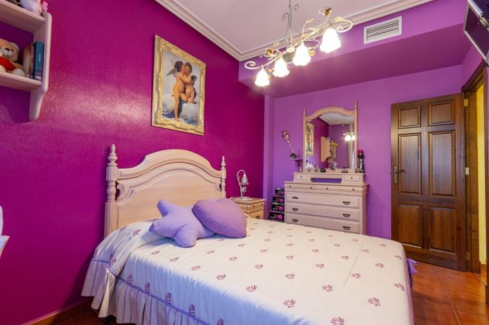 Image No.33-4 Bed Villa for sale