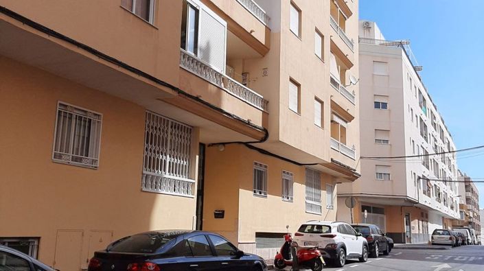 Image No.1-Appartement de 2 chambres à vendre à Torrevieja
