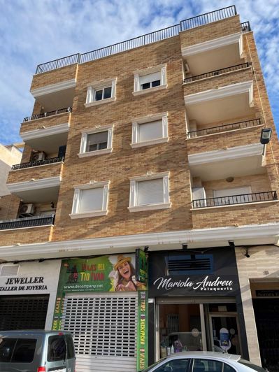 Image No.1-Appartement de 3 chambres à vendre à Torrevieja
