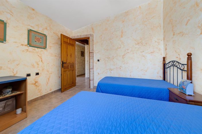 Image No.24-4 Bed Villa for sale