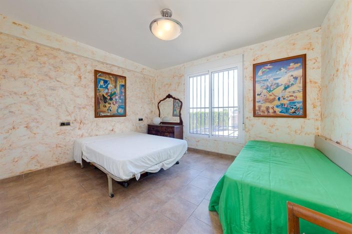 Image No.25-4 Bed Villa for sale