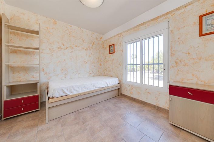 Image No.27-4 Bed Villa for sale