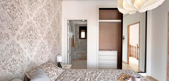 Image No.22-3 Bed House for sale