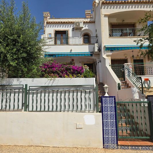 Image No.1-2 Bed House for sale