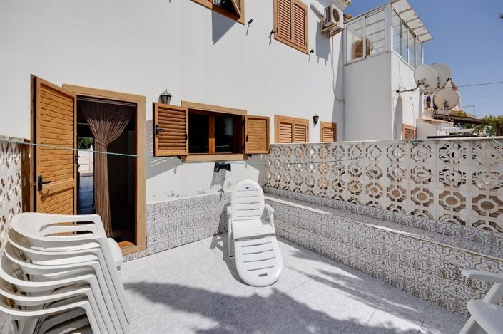 Image No.22-3 Bed House for sale