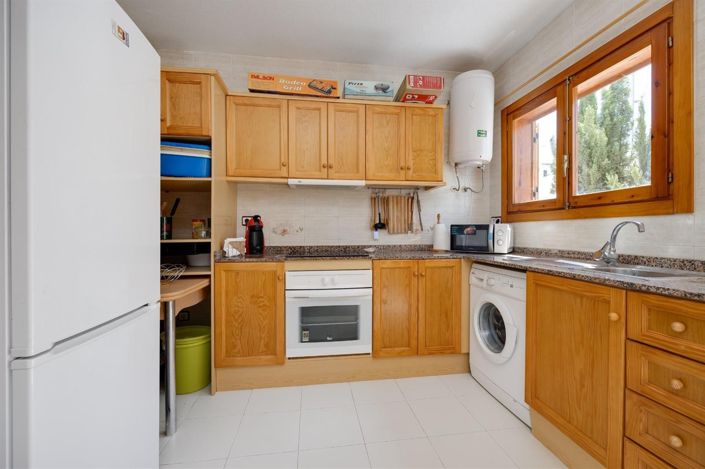 Image No.4-3 Bed House for sale