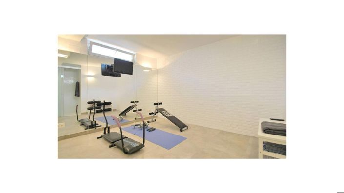 Image No.32-5 Bed Villa for sale