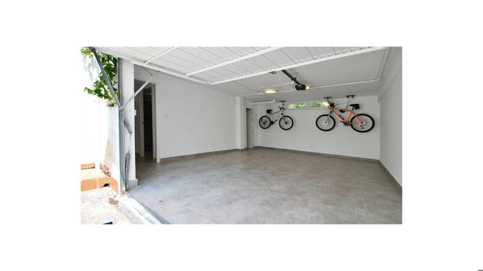 Image No.33-5 Bed Villa for sale