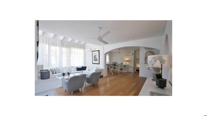 Image No.45-5 Bed Villa for sale