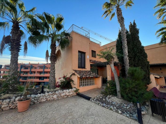 Image No.26-4 Bed Penthouse for sale