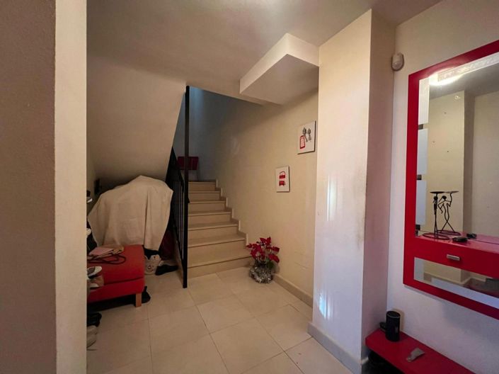 Image No.8-4 Bed Penthouse for sale