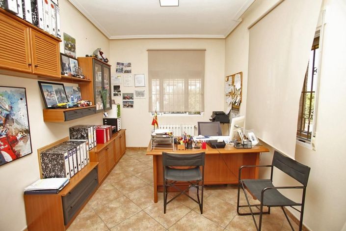 Image No.31-4 Bed Villa for sale