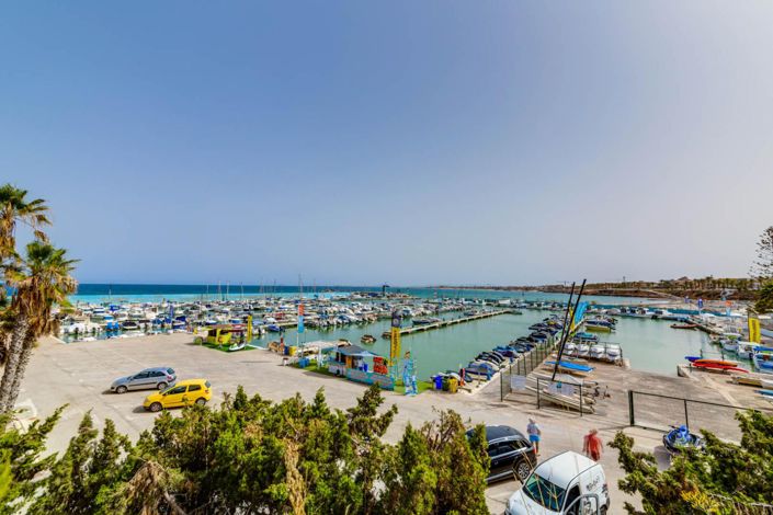 Image No.39-4 Bed Apartment for sale