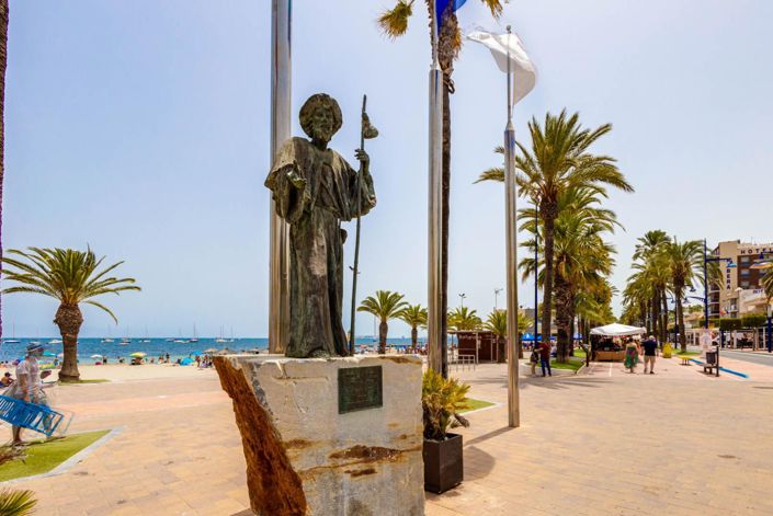 Image No.42-4 Bed Apartment for sale