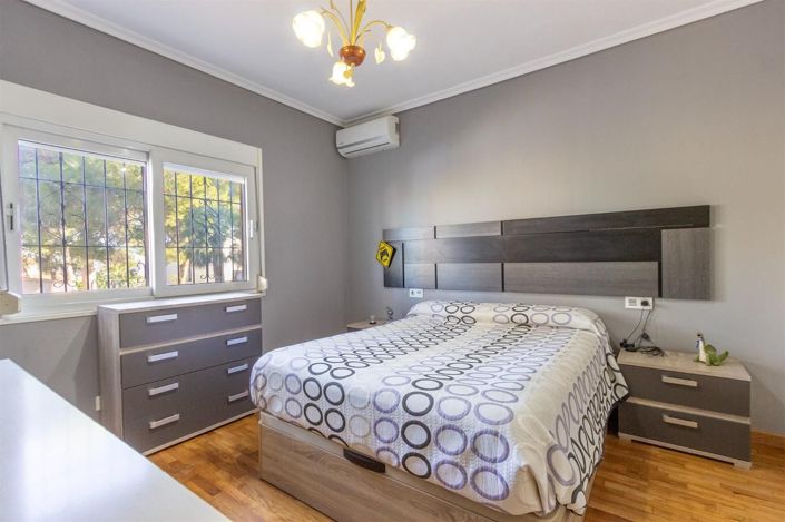 Image No.19-4 Bed Villa for sale