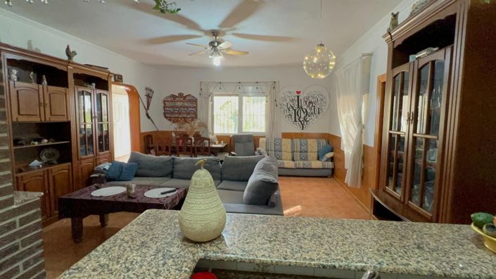 Image No.21-3 Bed Villa for sale