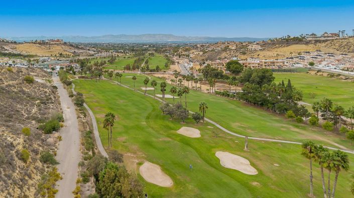 Image No.51-5 Bed Villa for sale