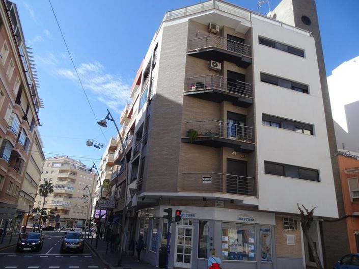 Image No.1-Appartement de 2 chambres à vendre à Torrevieja