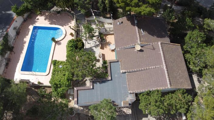 Image No.2-Villa de 6 chambres à vendre à Torrevieja