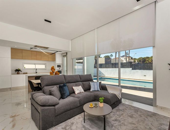 Image No.19-3 Bed Villa for sale