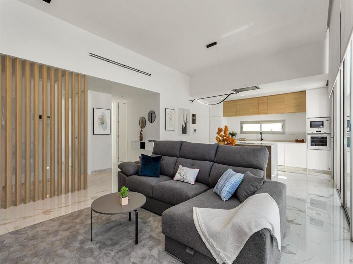 Image No.21-3 Bed Villa for sale