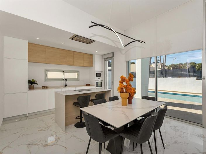 Image No.22-3 Bed Villa for sale