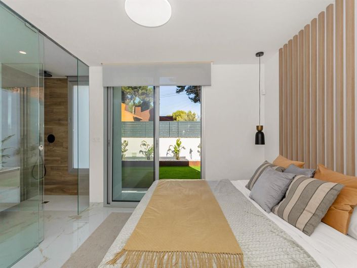 Image No.33-3 Bed Villa for sale