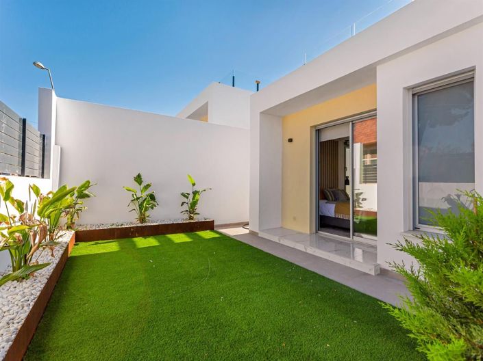 Image No.34-3 Bed Villa for sale