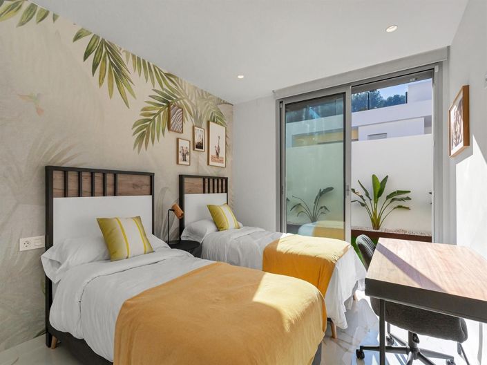 Image No.39-3 Bed Villa for sale