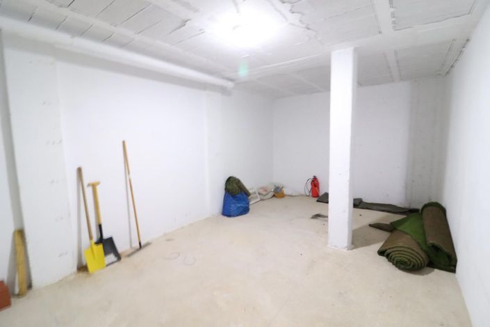 Image No.23-3 Bed House for sale