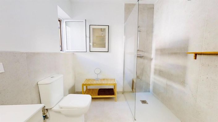 Image No.19-4 Bed Villa for sale