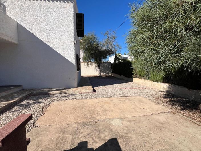 Image No.40-4 Bed Villa for sale