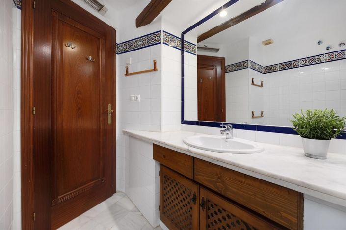 Image No.21-2 Bed Apartment for sale