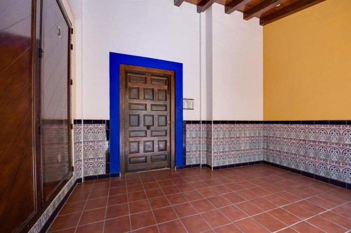 Image No.30-2 Bed Apartment for sale