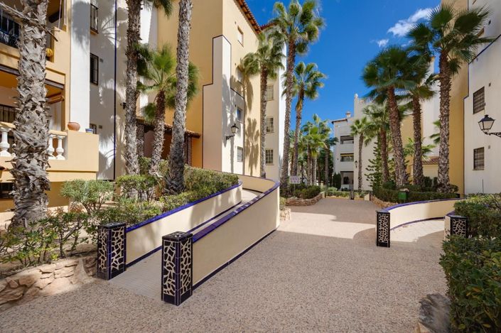 Image No.35-2 Bed Apartment for sale