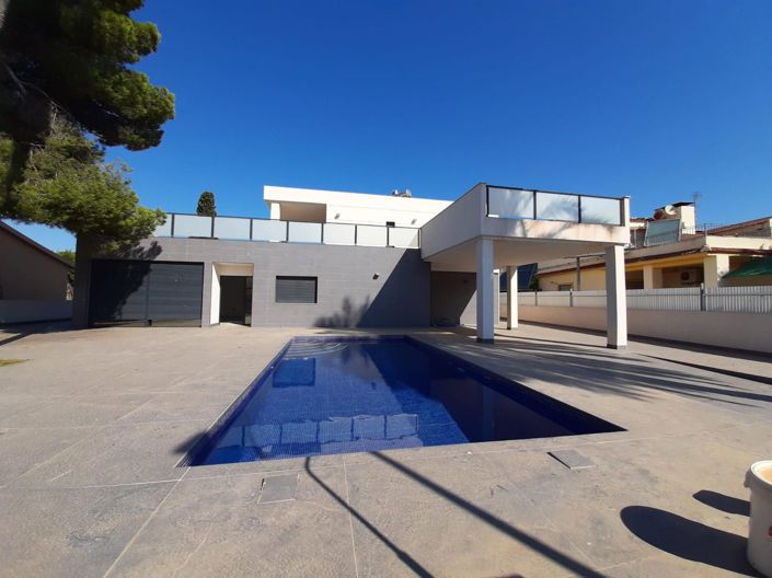 Image No.1-Villa de 4 chambres à vendre à Dehesa de Campoamor