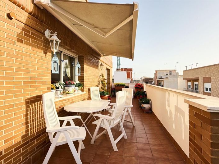 Image No.1-4 Bed Penthouse for sale
