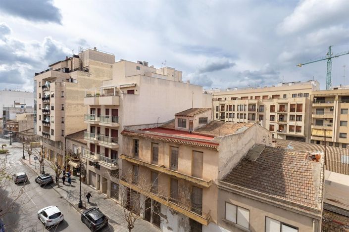 Image No.25-3 Bed Apartment for sale