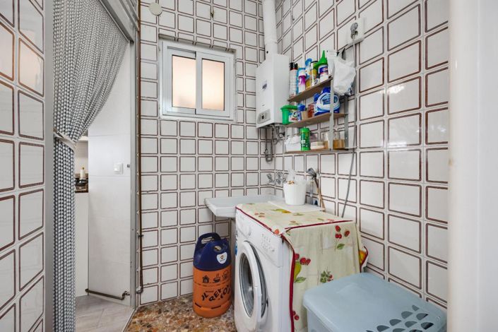 Image No.22-4 Bed Apartment for sale