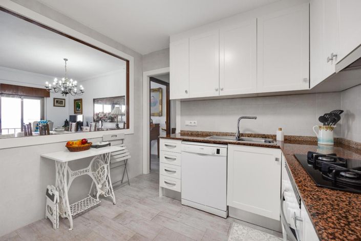 Image No.25-4 Bed Apartment for sale