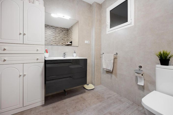 Image No.30-4 Bed Apartment for sale