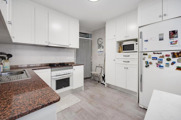 Image No.33-4 Bed Apartment for sale