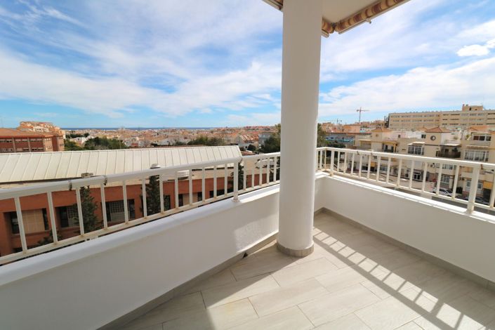 Image No.1-3 Bed Apartment for sale