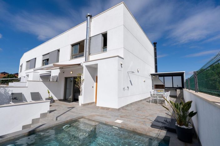 Image No.1-3 Bed House for sale