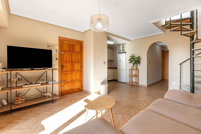 Image No.1-3 Bed Penthouse for sale