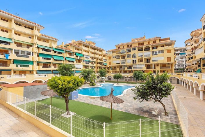 Image No.1-3 Bed Apartment for sale