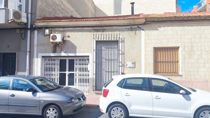 Image No.1-1 Bed House for sale