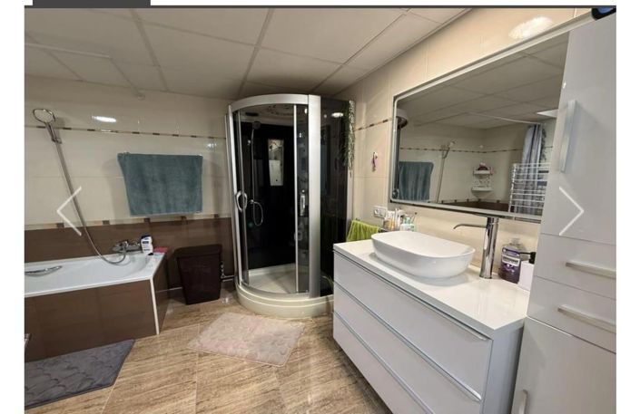 Image No.13-4 Bed House for sale